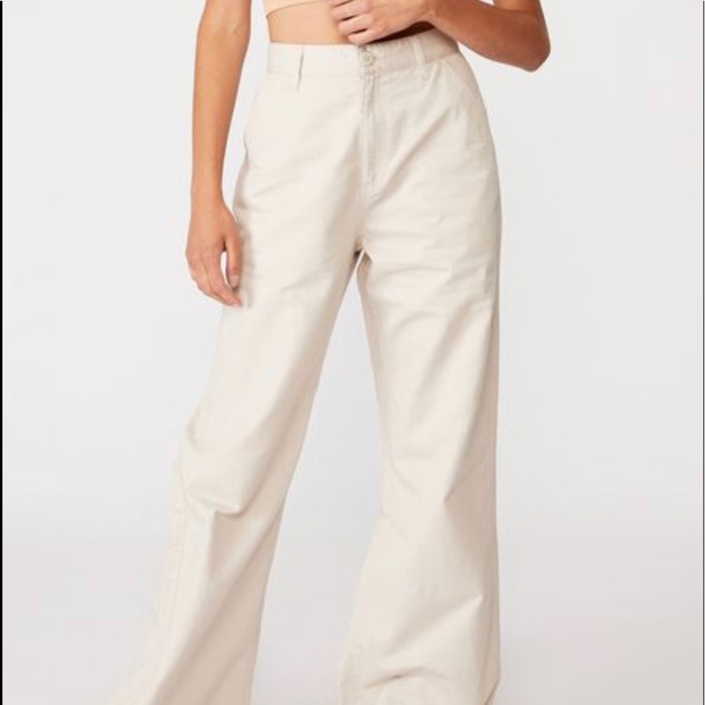 Khaki straight leg pant